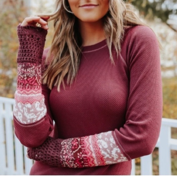 FREE PEOPLE Thermal In The Mix Cuff Top in Rio Vino - Picture 3 of 15